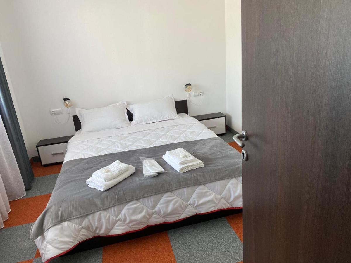 Casa Cerbului Apartamento Vişeu de Sus Exterior foto